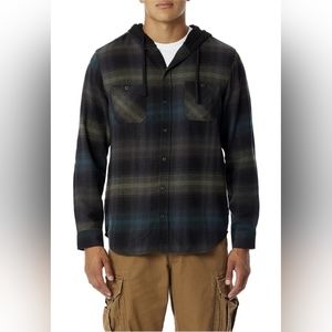 Men's Union Bay Flannel Button Up Shirt, Size Med